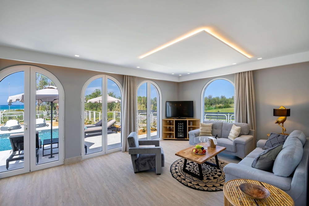 Anemos Luxury Grand Resort — Hotel rooms in Georgioupolis
