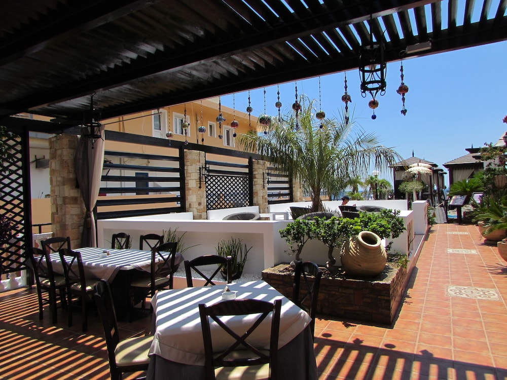 Coralli Apartments — Restaurant & bars in Pefkos, South Aegean
