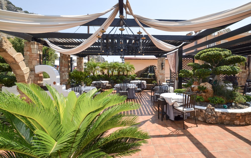 Coralli Apartments — Restaurant & bars in Pefkos, South Aegean