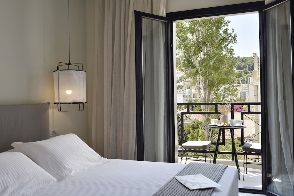 Kefalonia Grand Hotel — Hotel rooms in Argostoli, Ionian Islands