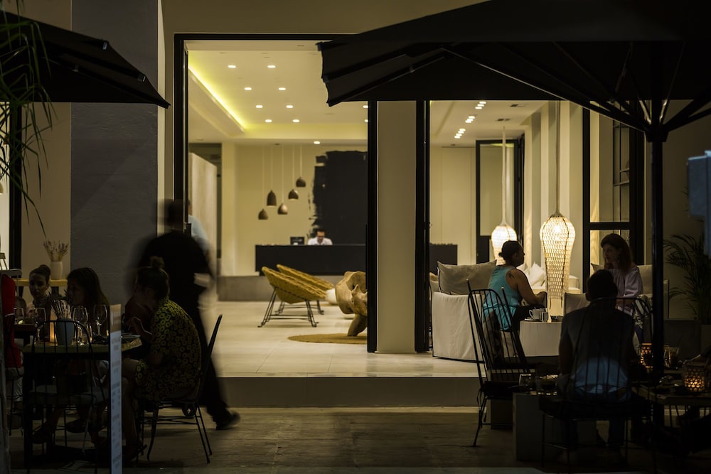 Kefalonia Grand Hotel — Restaurant & bars in Argostoli, Ionian Islands