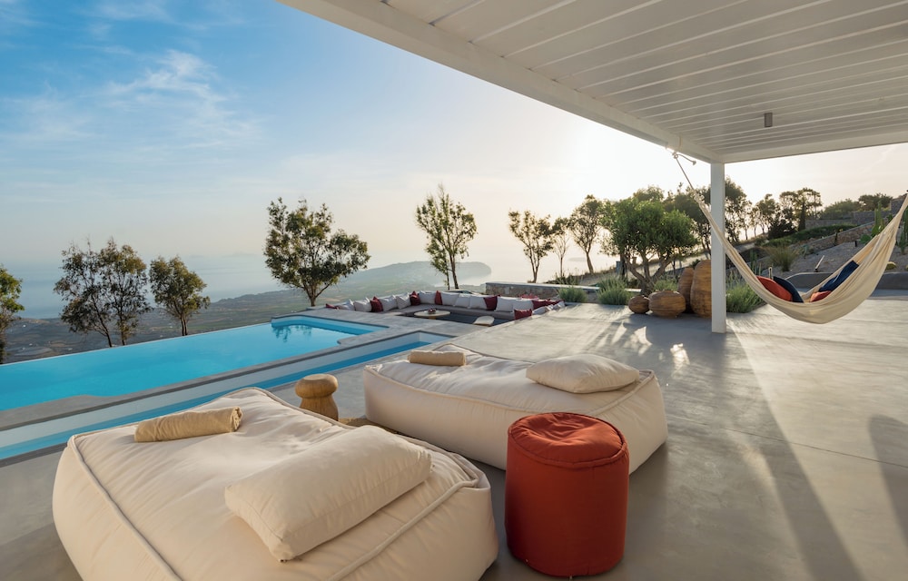 Santorini Heights — Swimming pool in Perissa, South Aegean