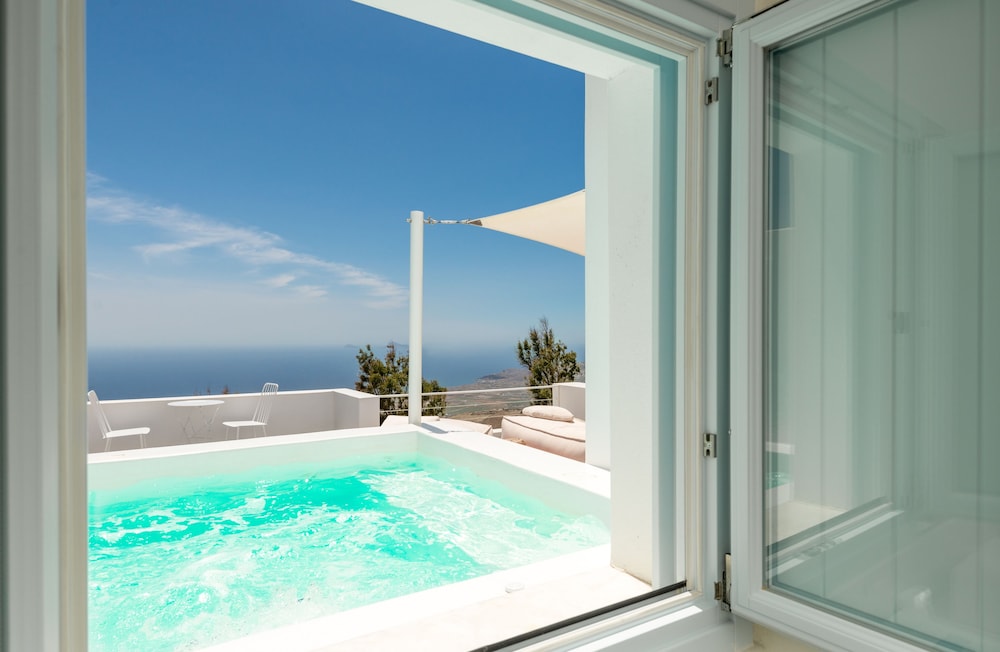 Santorini Heights — Swimming pool in Perissa, South Aegean