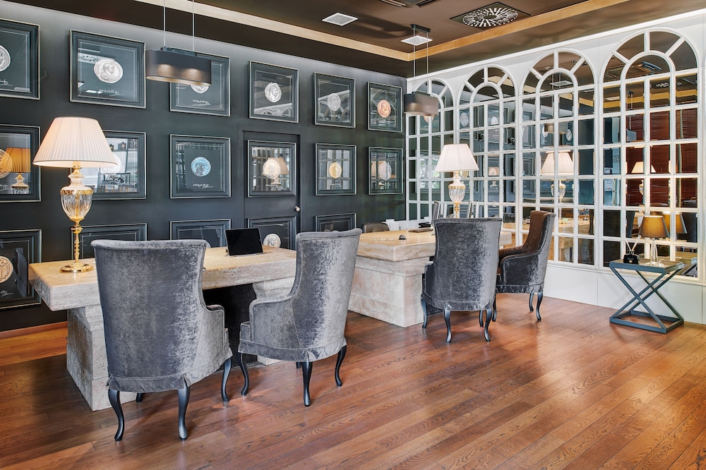 Dioklecijan Hotel & Residence — Restaurant & bars in Split, Split-Dalmatia