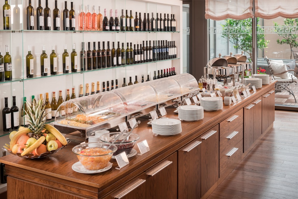 Dioklecijan Hotel & Residence — Restaurant & bars in Split, Split-Dalmatia
