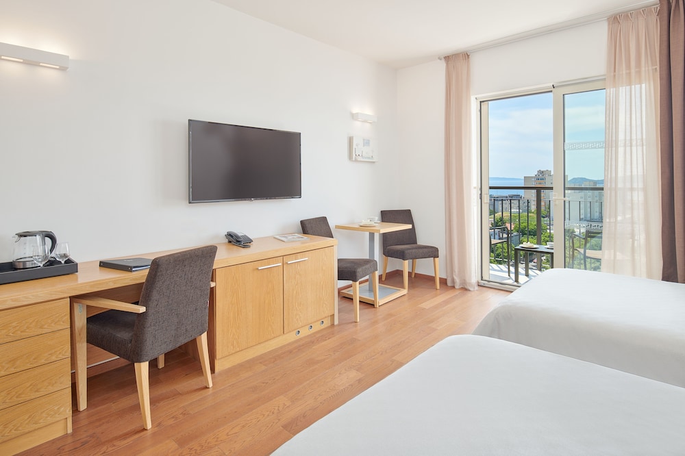 Dioklecijan Hotel & Residence — Hotel rooms in Split, Split-Dalmatia