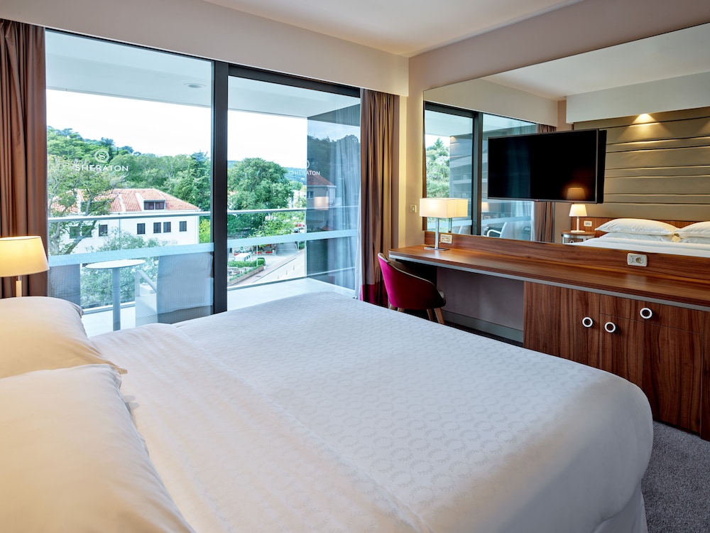 Sheraton Dubrovnik Riviera Hotel — Hotel rooms in Srebreno, Dubrovnik-Neretva