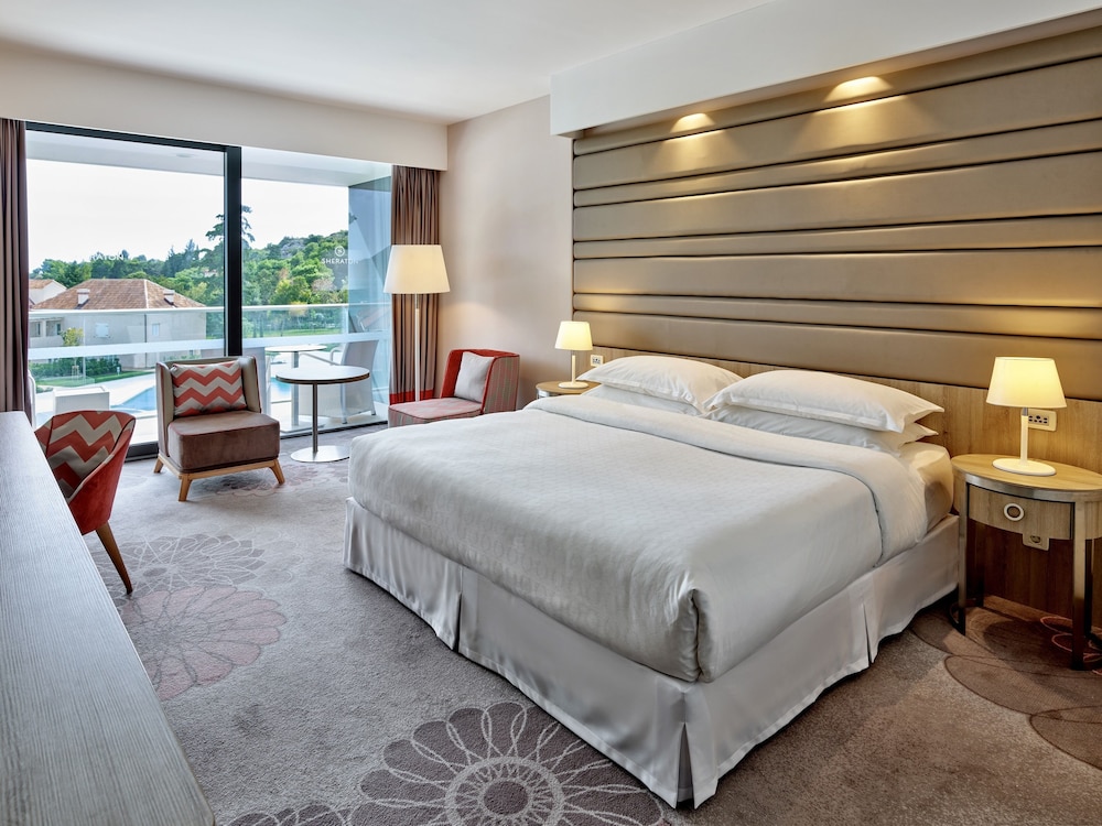 Sheraton Dubrovnik Riviera Hotel — Hotel rooms in Srebreno, Dubrovnik-Neretva
