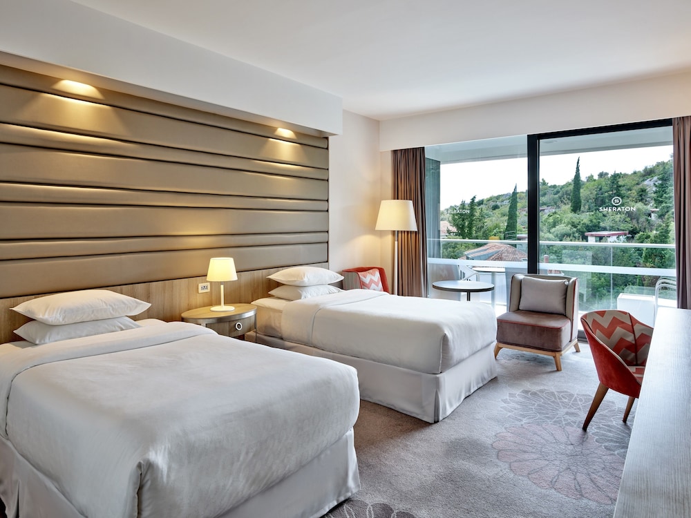 Sheraton Dubrovnik Riviera Hotel — Hotel rooms in Srebreno, Dubrovnik-Neretva