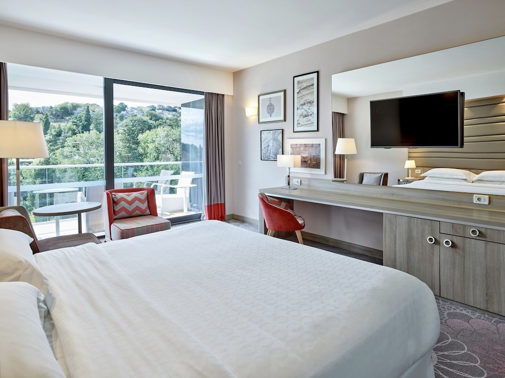 Sheraton Dubrovnik Riviera Hotel — Hotel rooms in Srebreno, Dubrovnik-Neretva