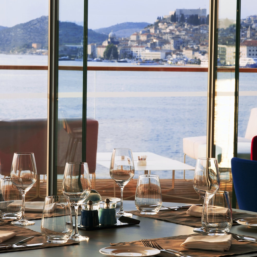 D-Resort Šibenik — Restaurant & bars in Šibenik, Šibenik-Knin