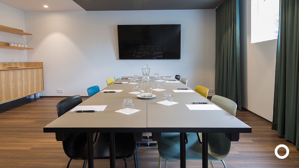 Miðgarður by Center Hotels — Hotel building in Reykjavik, Capital Region