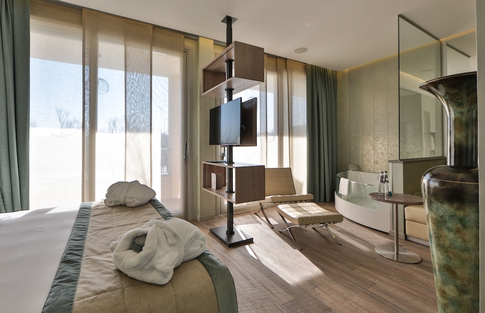 Hotel Ville sull'Arno - Preferred Hotels & Resorts — Hotel rooms in Florence, Tuscany