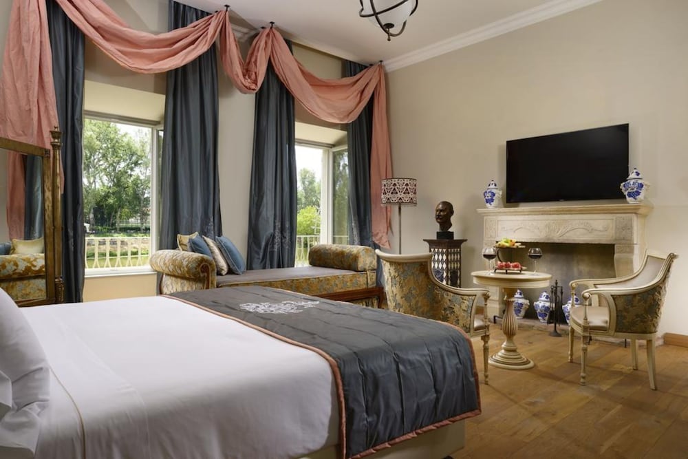 Hotel Ville sull'Arno - Preferred Hotels & Resorts — Hotel rooms in Florence, Tuscany