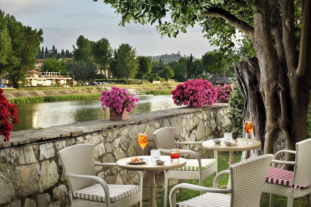 Hotel Ville sull'Arno - Preferred Hotels & Resorts — Restaurant & bars in Florence, Tuscany