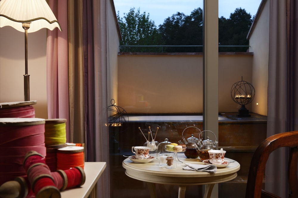 Hotel Ville sull'Arno - Preferred Hotels & Resorts — Hotel rooms in Florence, Tuscany