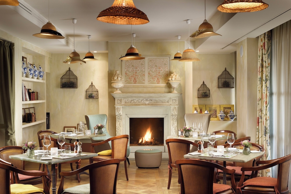 Hotel Ville sull'Arno - Preferred Hotels & Resorts — Restaurant & bars in Florence, Tuscany