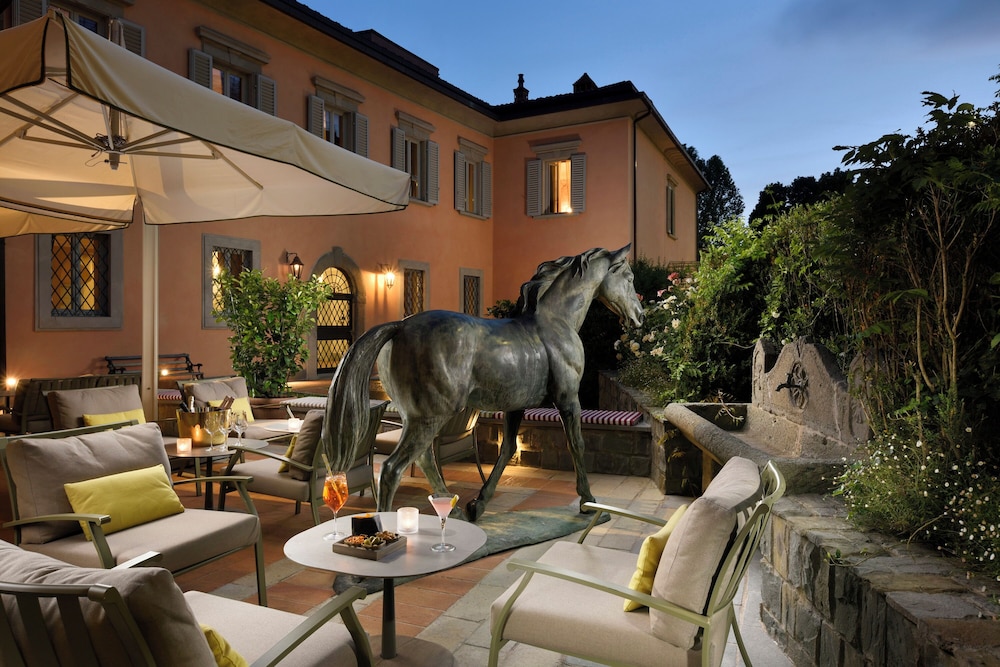 Hotel Ville sull'Arno - Preferred Hotels & Resorts — Restaurant & bars in Florence, Tuscany