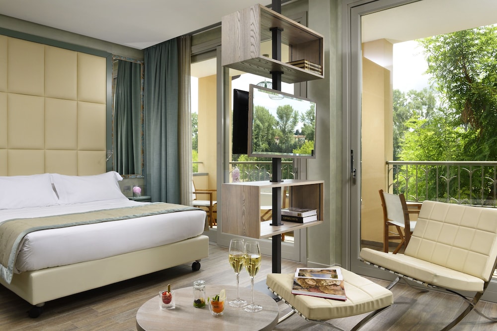 Hotel Ville sull'Arno - Preferred Hotels & Resorts — Hotel rooms in Florence, Tuscany