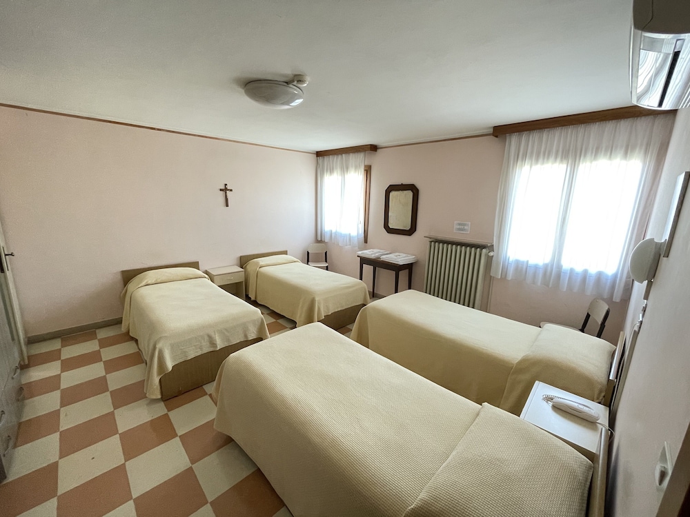 Casa Caburlotto — Hotel rooms in Venice, Veneto