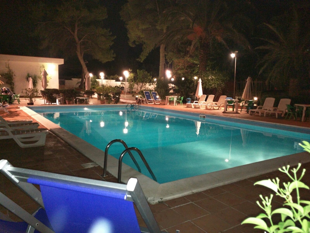 Hotel Conchiglia D'oro — Swimming pool in Palermo, Sicily