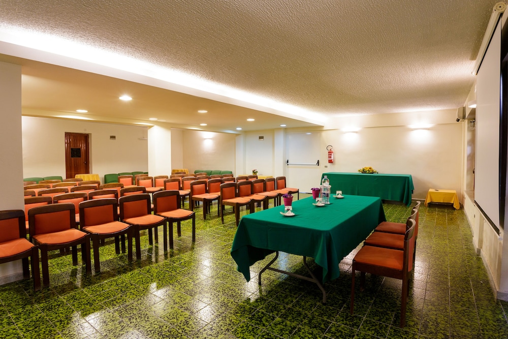 Hotel Conchiglia D'oro — Hotel building in Palermo, Sicily