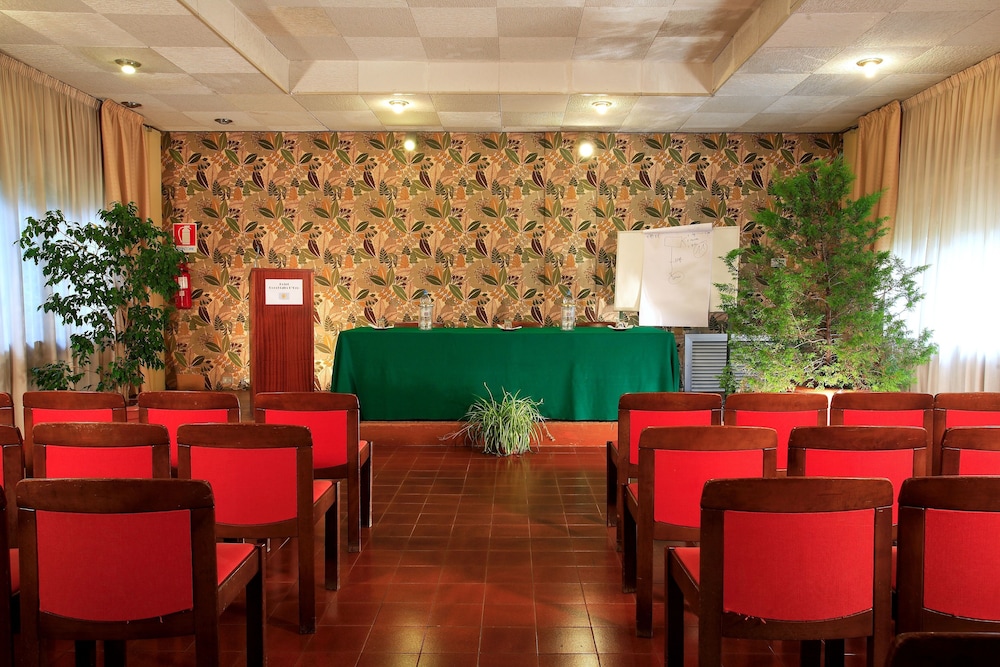 Hotel Conchiglia D'oro — Hotel building in Palermo, Sicily