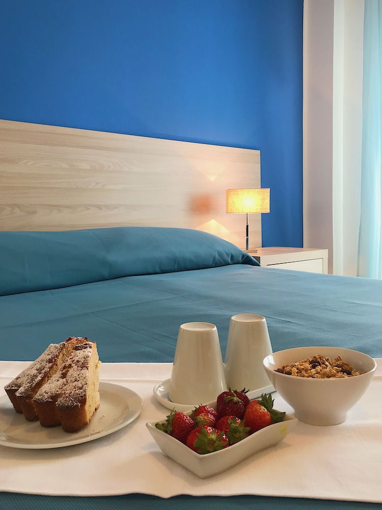 Hotel Conchiglia D'oro — Hotel rooms in Palermo, Sicily
