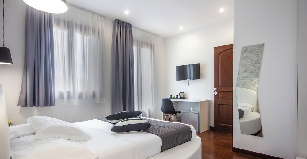 Mareneve Resort — Hotel rooms in Linguaglossa, Sicily