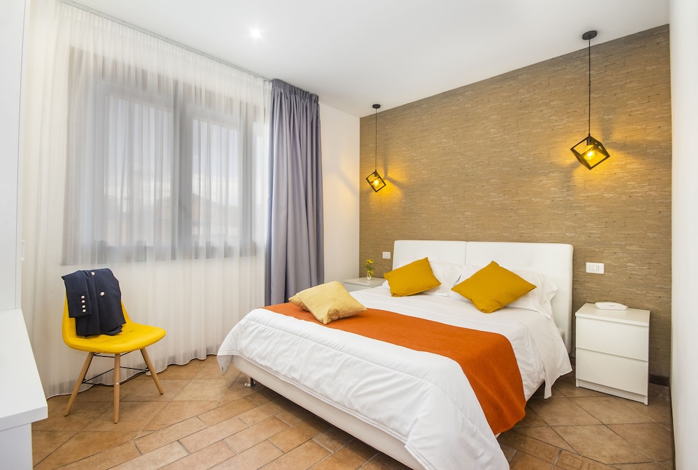 Mareneve Resort — Hotel rooms in Linguaglossa, Sicily