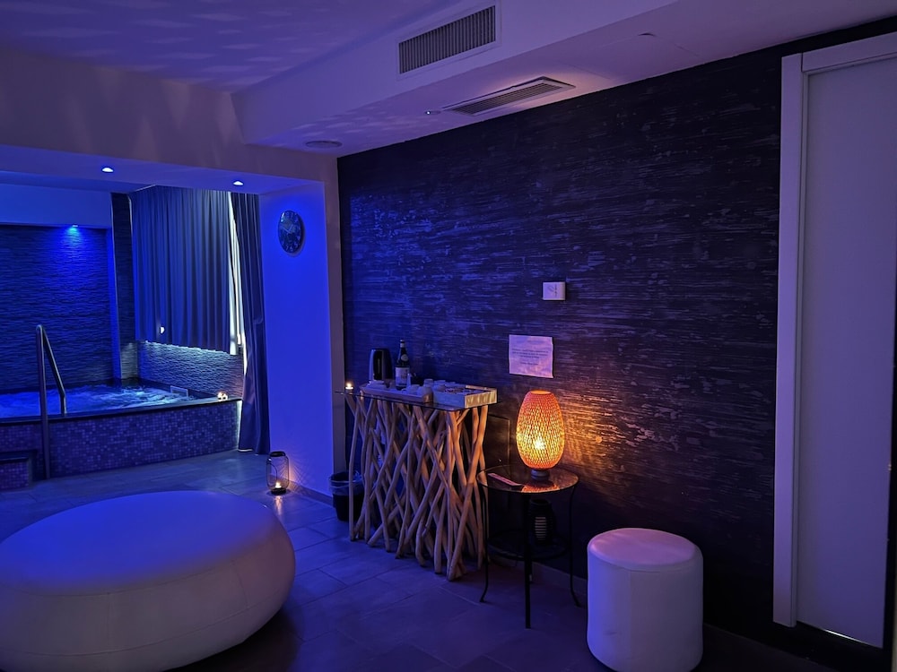 Mareneve Resort — Spa in Linguaglossa, Sicily