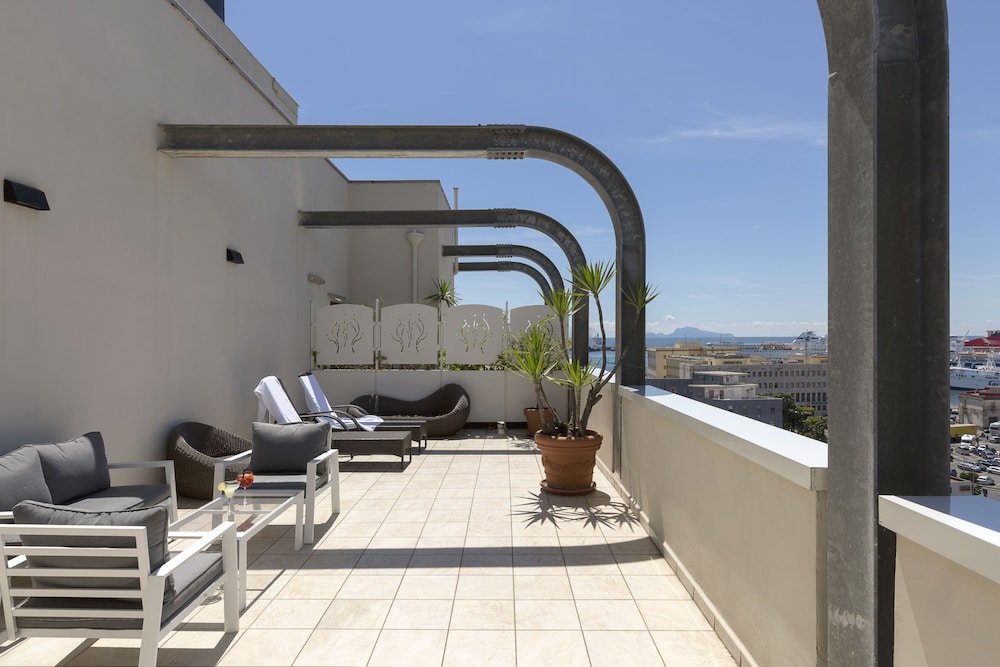 Palazzo Salgar — Hotel building in Naples, Campania