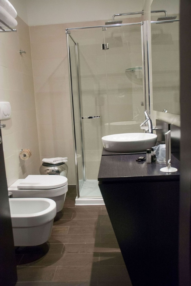 Palazzo Salgar — Hotel rooms in Naples, Campania