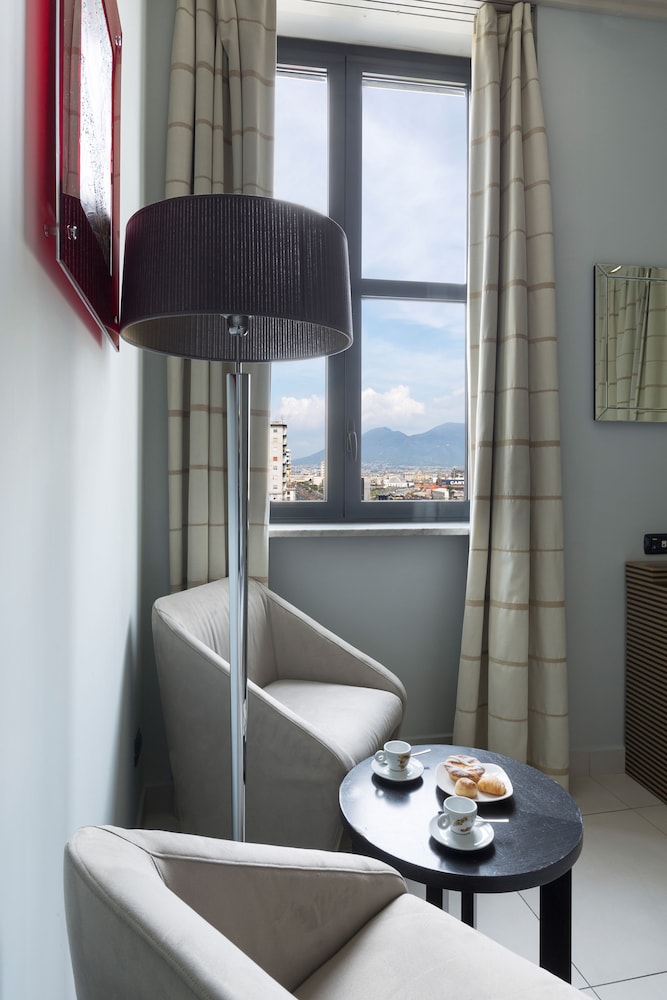 Palazzo Salgar — Hotel rooms in Naples, Campania
