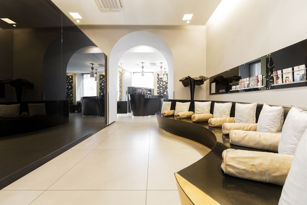 Palazzo Salgar — Spa in Naples, Campania