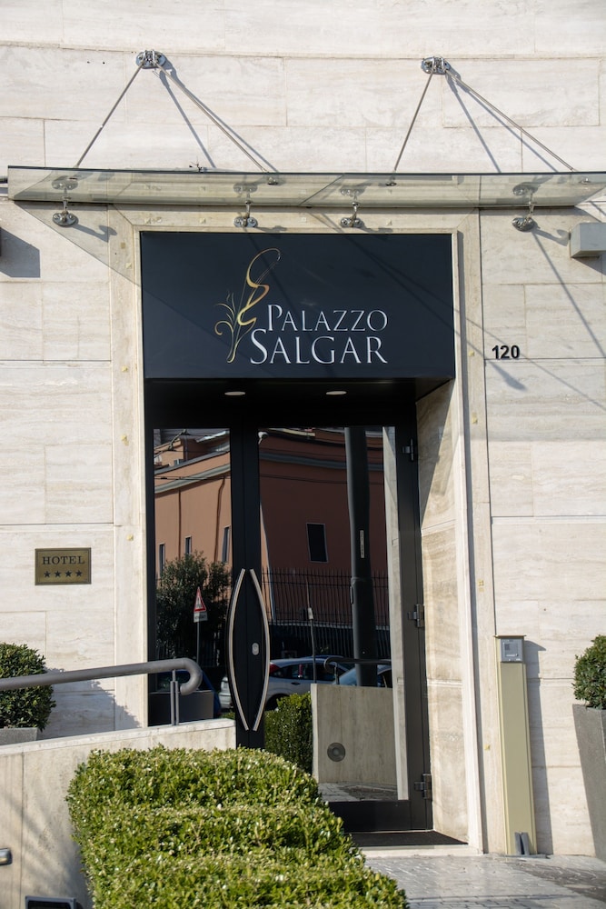 Palazzo Salgar — Hotel building in Naples, Campania