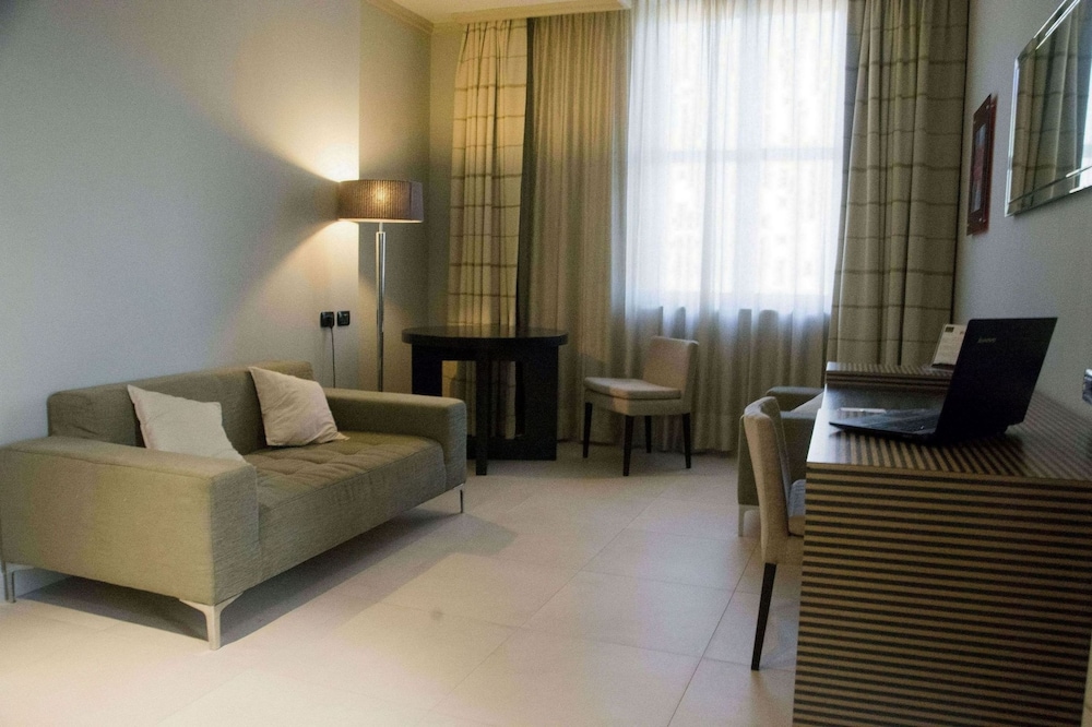 Palazzo Salgar — Hotel rooms in Naples, Campania