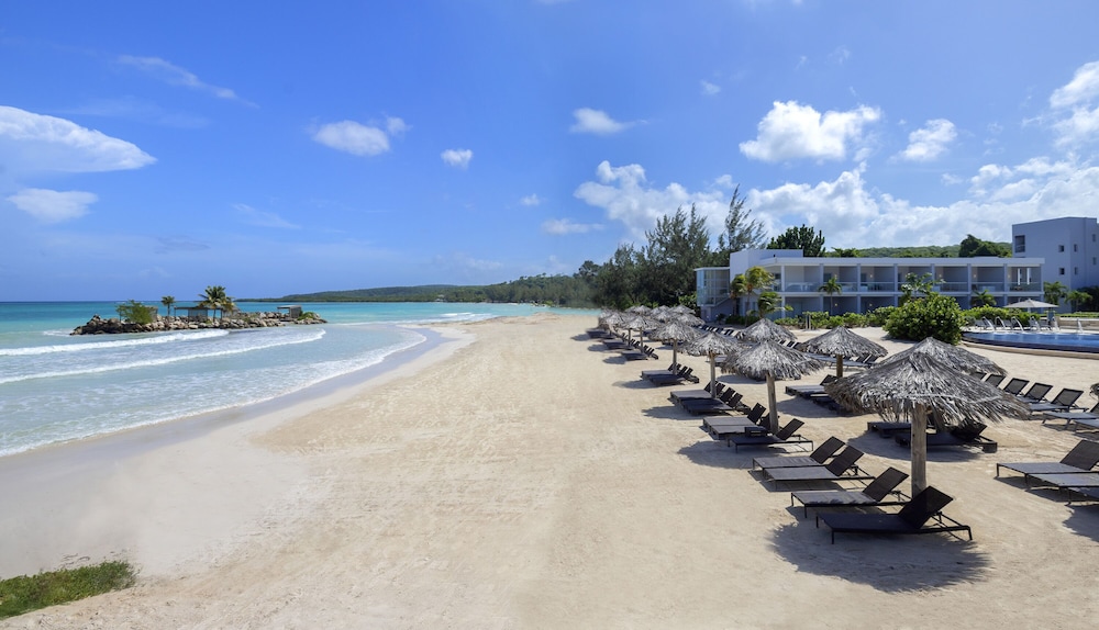Royalton Hideaway Blue Waters - Montego Bay, An Autograph Collection® All-Inclusive Resort - Adults Only — Beach in Falmouth