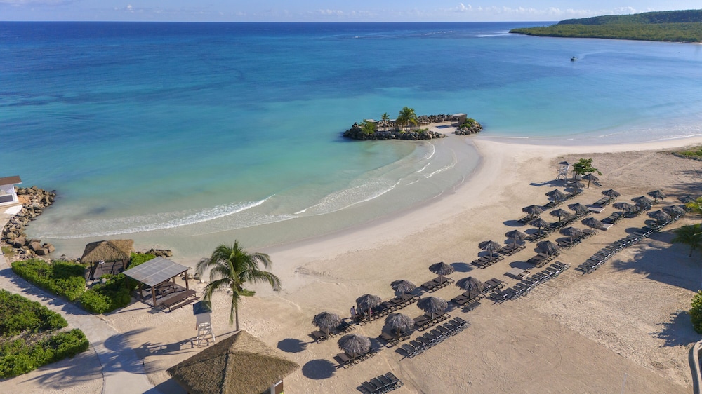 Royalton Hideaway Blue Waters - Montego Bay, An Autograph Collection® All-Inclusive Resort - Adults Only — Beach in Falmouth
