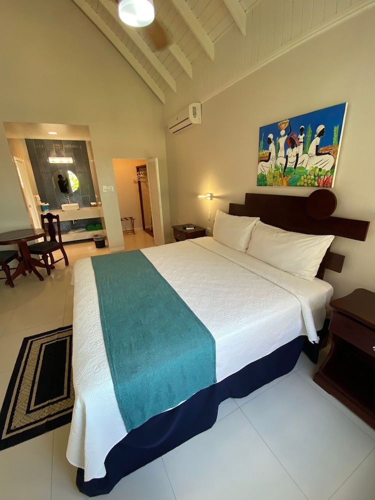 The Boardwalk Village — Hotel rooms in Negril