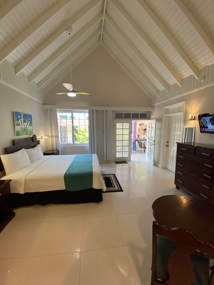 The Boardwalk Village — Hotel rooms in Negril