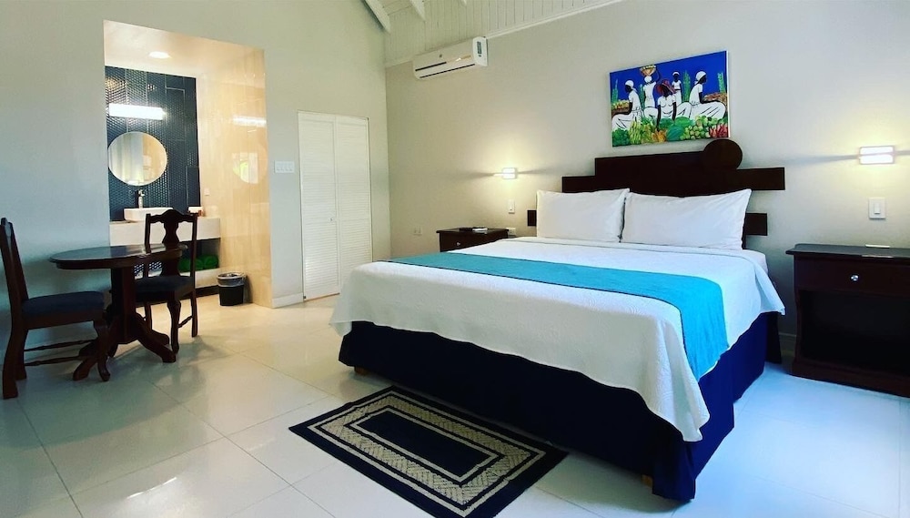 The Boardwalk Village — Hotel rooms in Negril