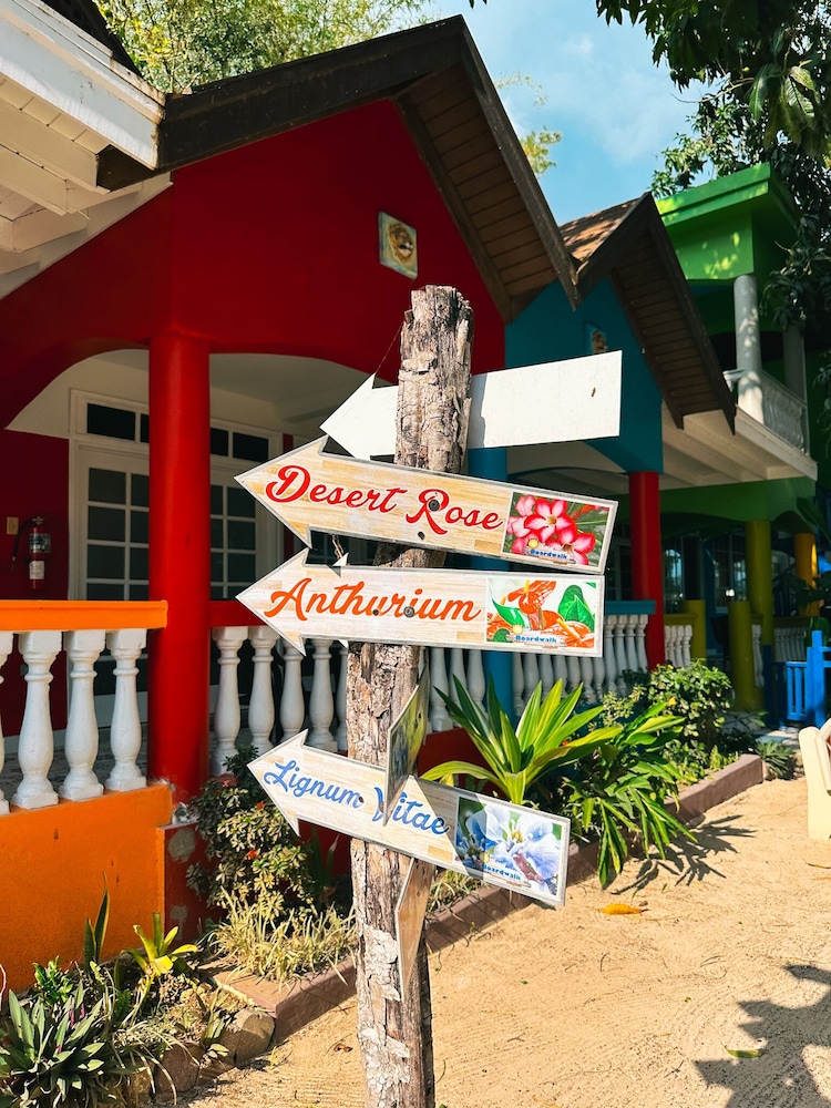 The Boardwalk Village — Hotel building in Negril