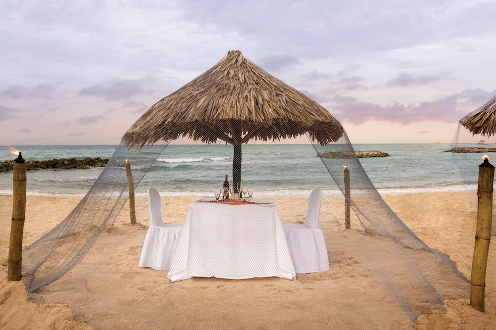 Hyatt Zilara Rose Hall - Adults Only - All Inclusive — Restaurant & bars in Montego Bay