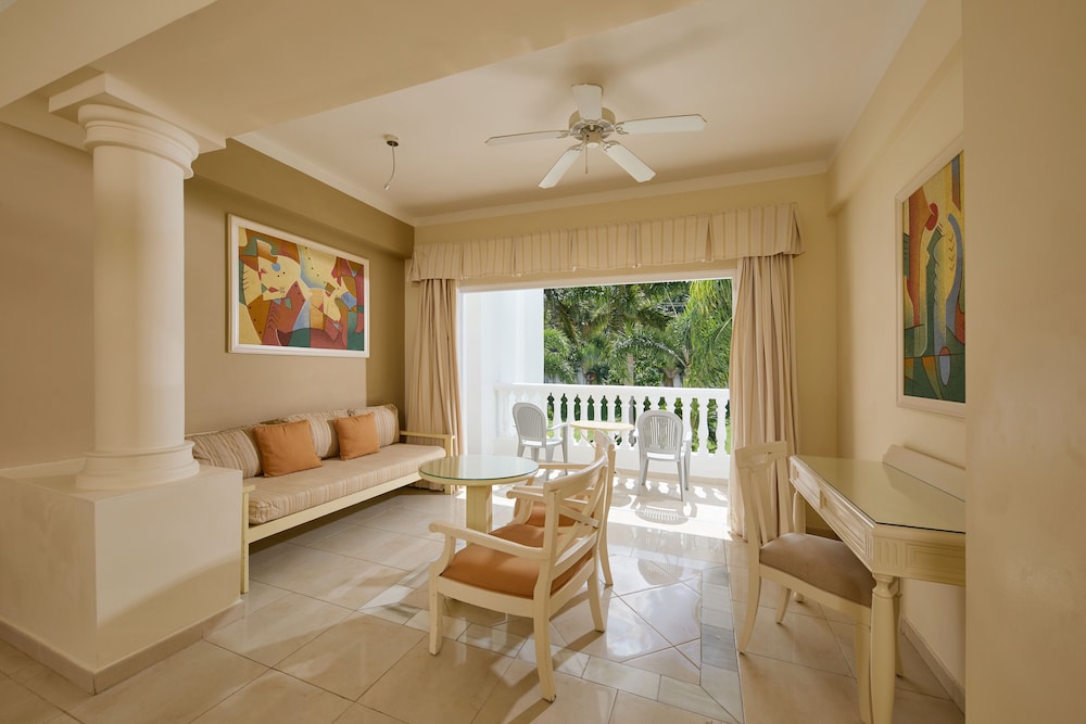 Bahia Principe Escape Runaway Bay - Hyatt Inclusive Collection - Adults Only- Renovated 2026 — Hotel rooms in Runaway Bay