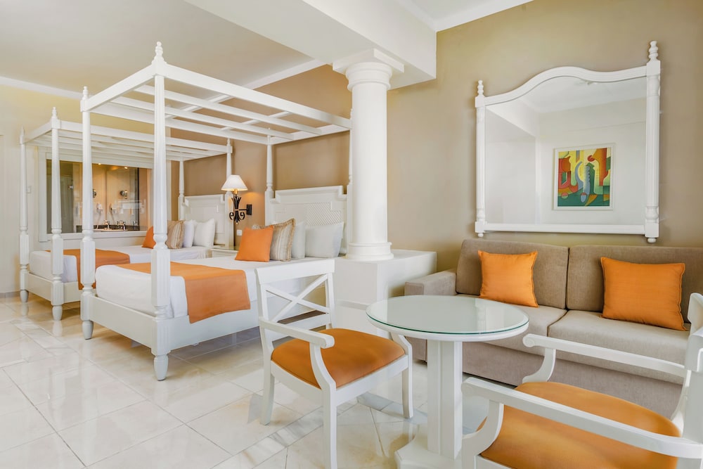 Bahia Principe Escape Runaway Bay - Hyatt Inclusive Collection - Adults Only- Renovated 2026 — Hotel rooms in Runaway Bay