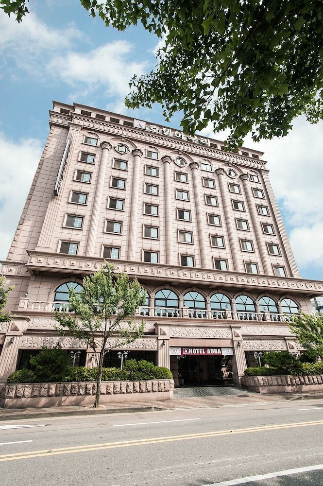 Hotel Aura