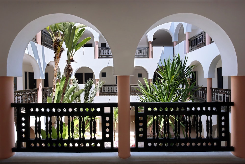 Valeria Jardins D'Agadir Resort — Hotel building in Agadir, Souss-Massa-Draa