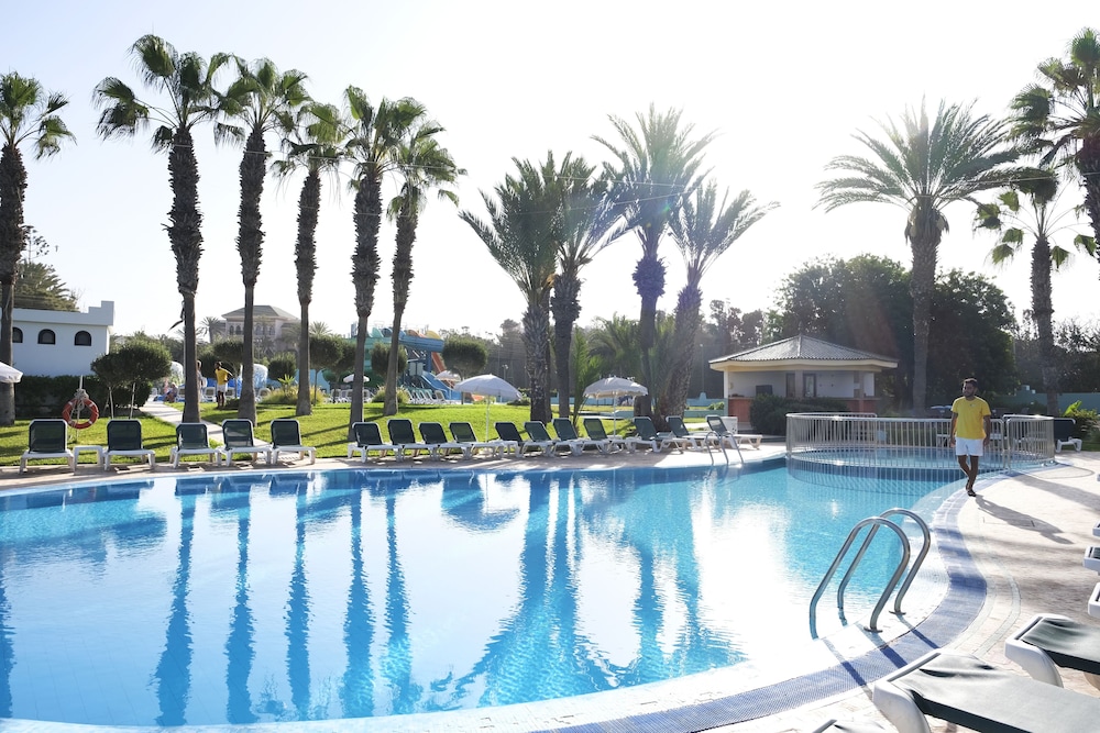 Valeria Jardins D'Agadir Resort — Swimming pool in Agadir, Souss-Massa-Draa