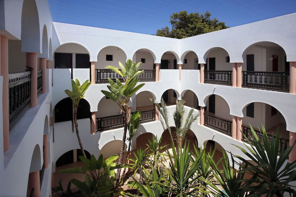 Valeria Jardins D'Agadir Resort — Hotel building in Agadir, Souss-Massa-Draa